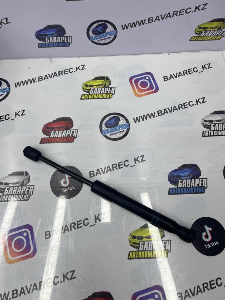 Опора капота F20 F20LCI F21 F21LCI F22 F22LCI F23 F23LCI F30 F30LCI F31 F31LCI F34 F34LCI задняя