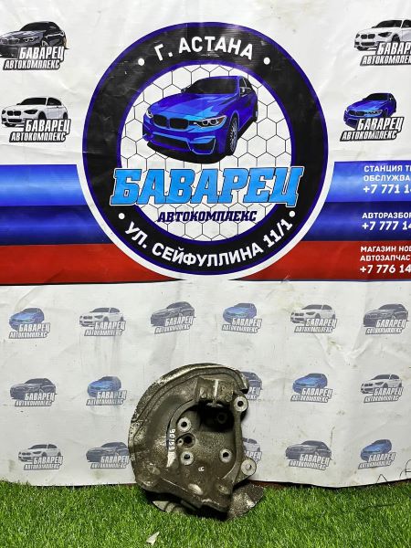 Цапфа E87 E89 E90 передняя правая