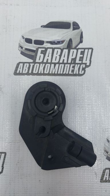 Механизм открывания капота E39