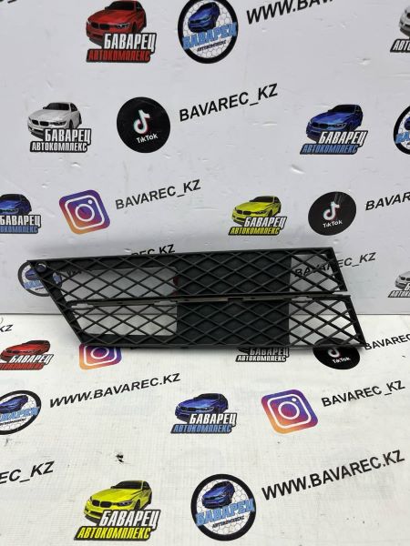 Решетка бампера Е60 R рест
