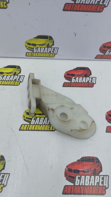 Крепление бампера E46 R перед 