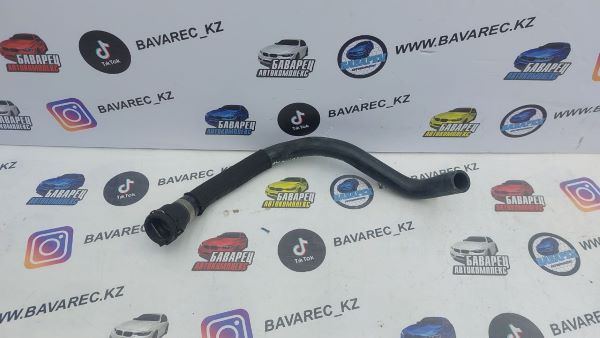 Патрубок с клапанов печи в блок Е90 E91 E92 E93 M57