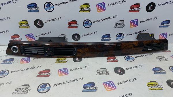 Накладка на панель E90 E91