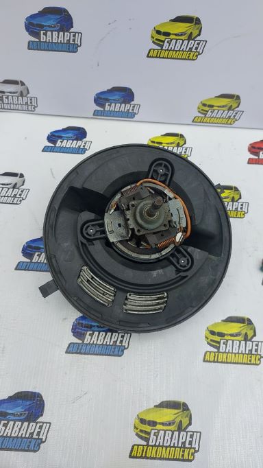 Мотор печи E81 E82 E84 E87 E87LCI E88 E89 E90 E90LCI E92 E92LCI E93 E93LCI E90 F25 F26