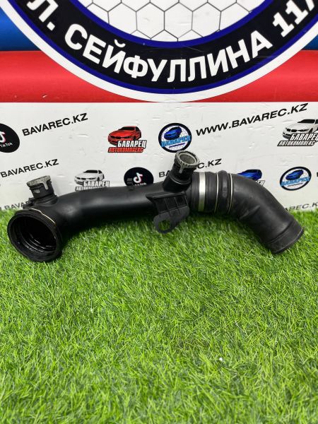 Воздуховод наддувочного воздуха E60 E61 N54  