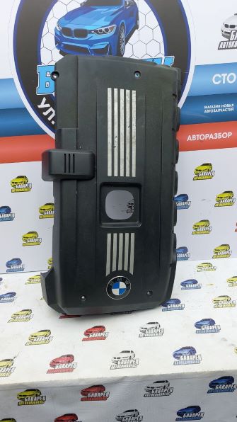 Декоративная крышка на двигатель N52LCI